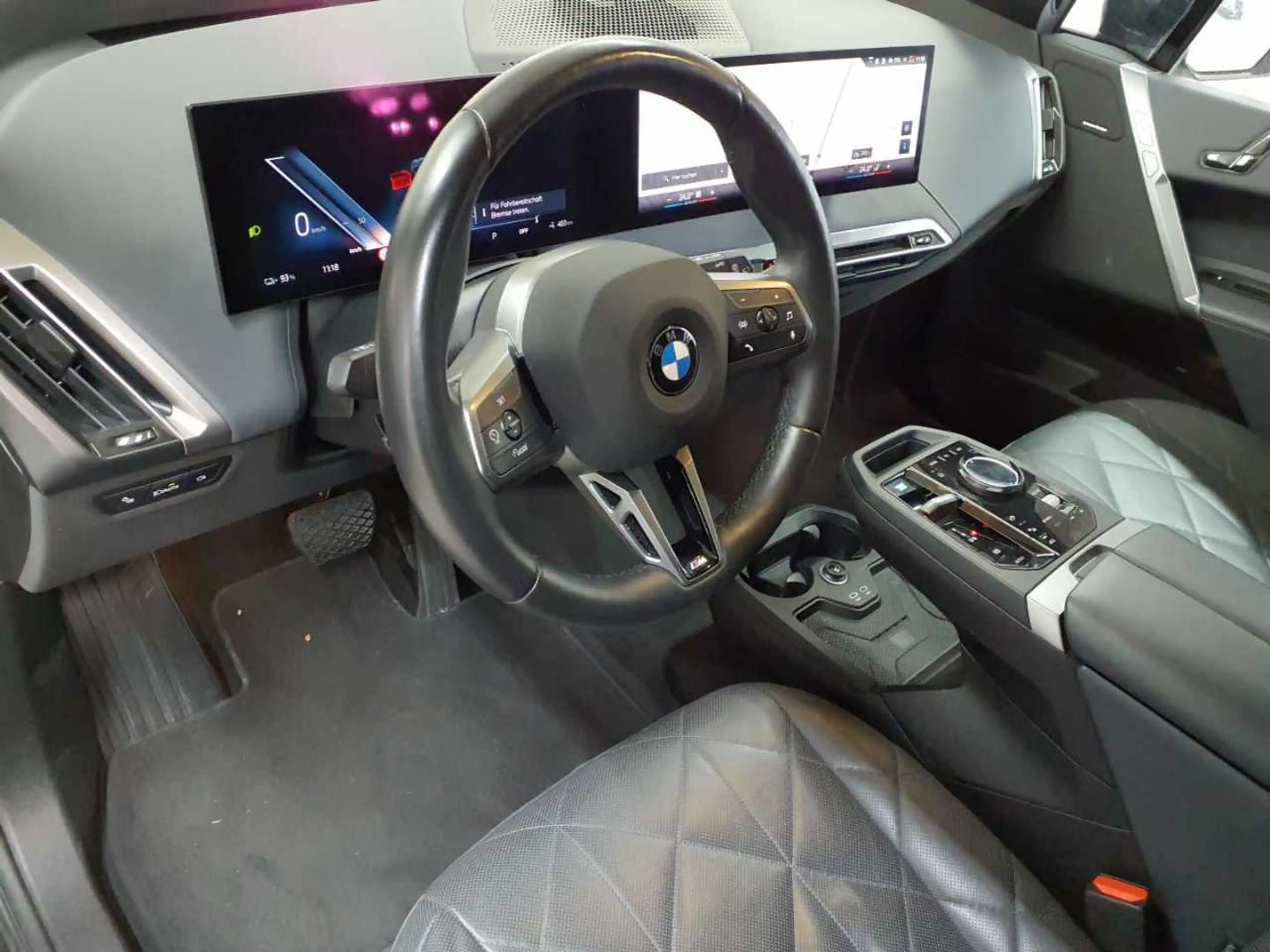 BMW iX iX xDrive50 Laser Sky Lounge H&K AHK 22´ — photo 9