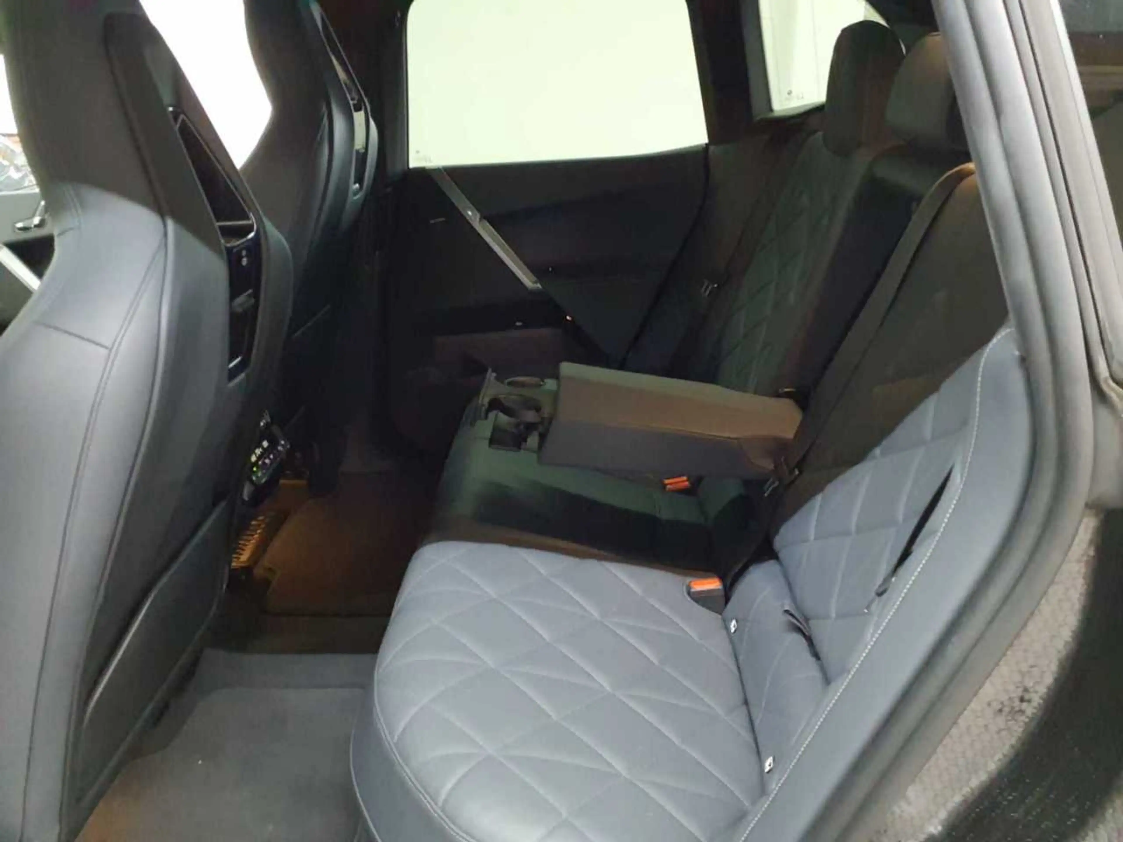 BMW iX iX xDrive50 Laser Sky Lounge H&K AHK 22´ — photo 14