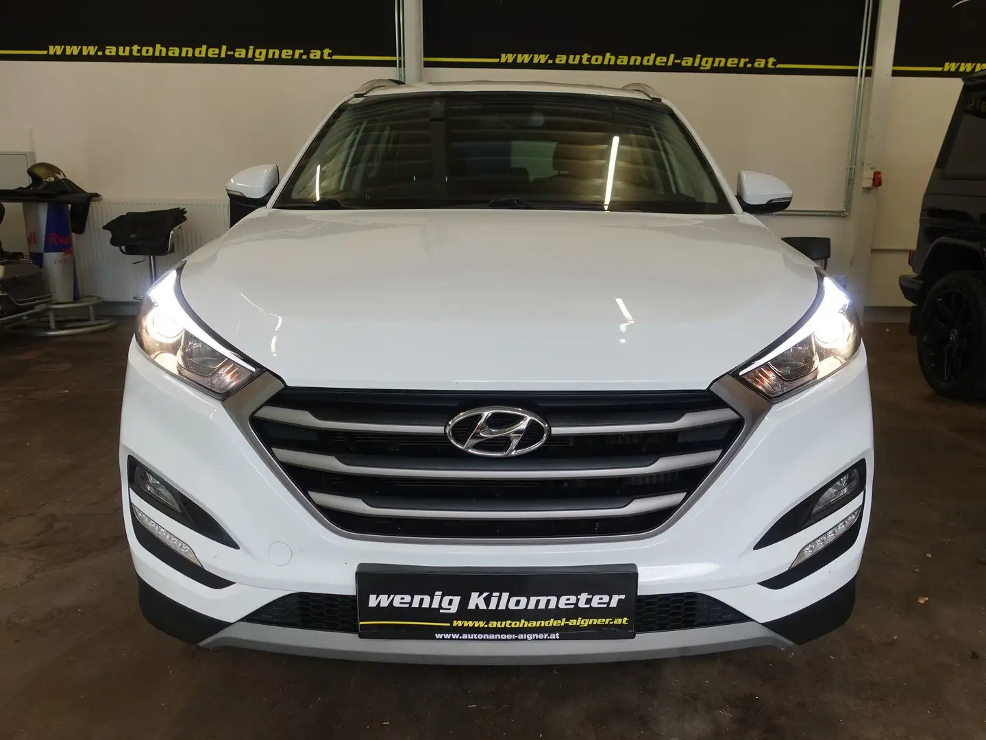Hyundai TUCSON 1,7 CRDI Start-Stopp Go Weiß - 2