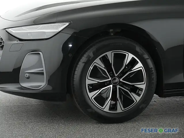 Audi A6 view 17