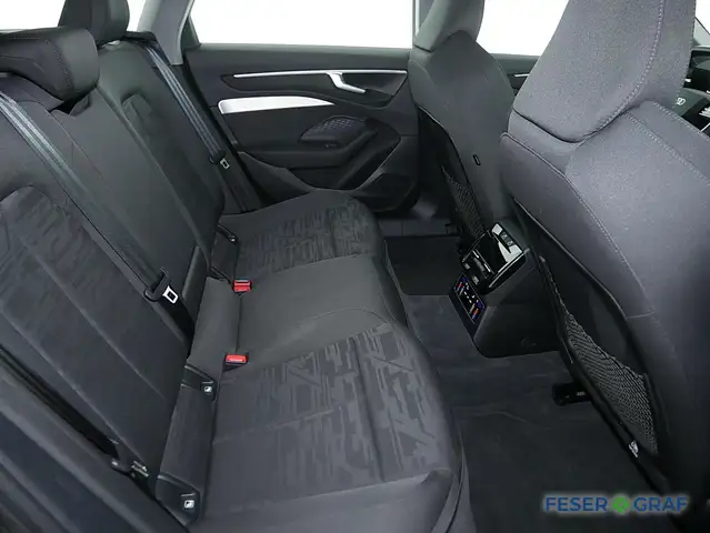 Audi A6 view 8