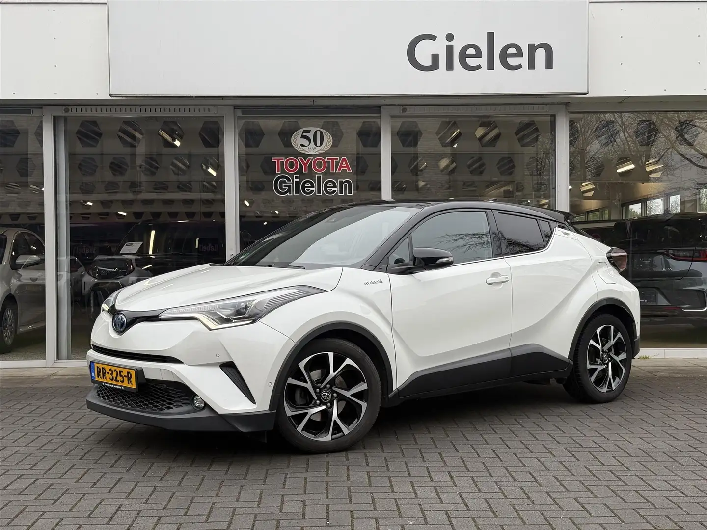 Toyota C-HR 1.8 Hybrid Bi-Tone Plus | Trekhaak, Dodehoekherken Blanc - 1