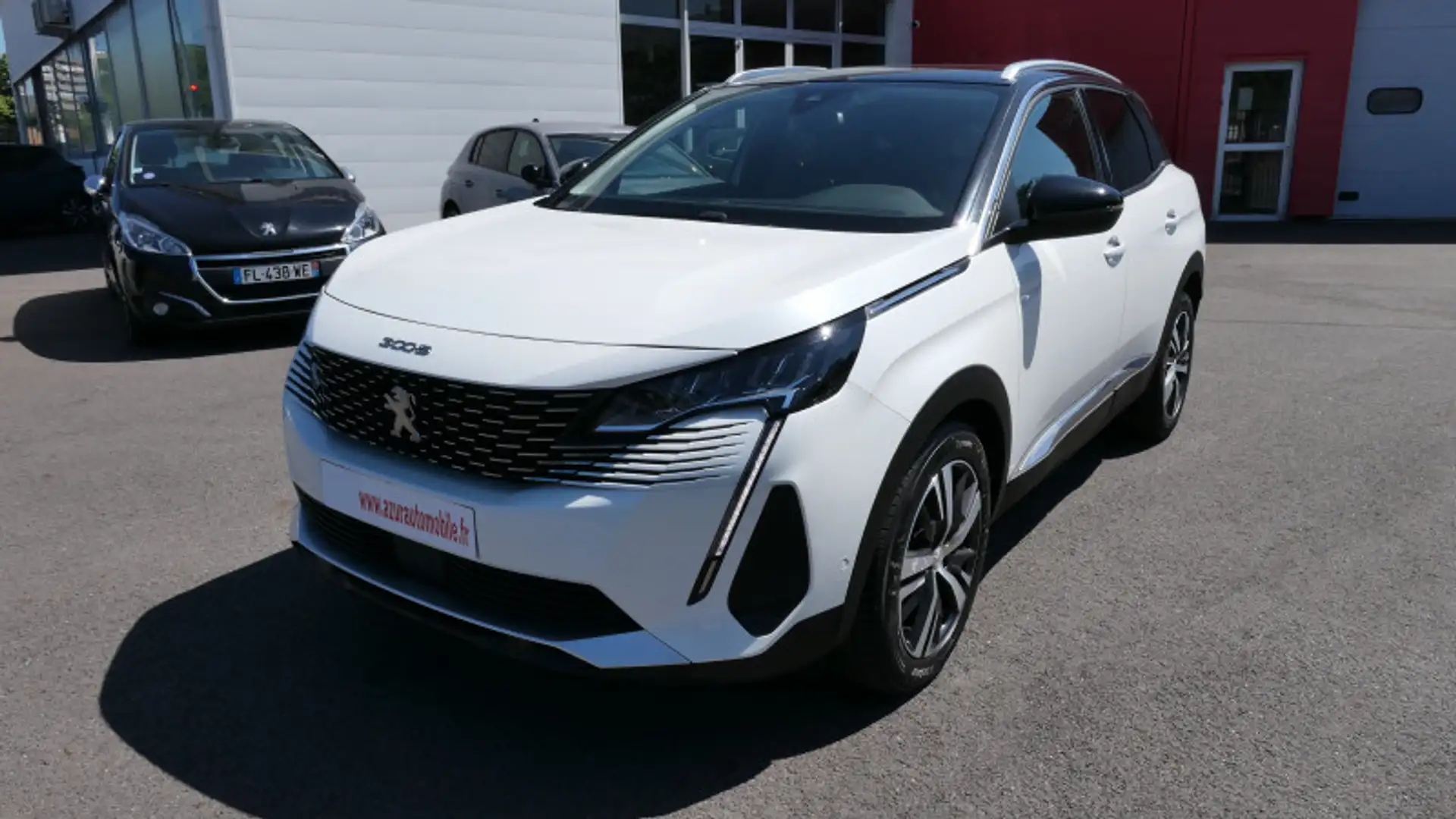 Peugeot 3008 1.5 BLUEHDI 130CH S\u0026S ALLURE PACK EAT8 - 1