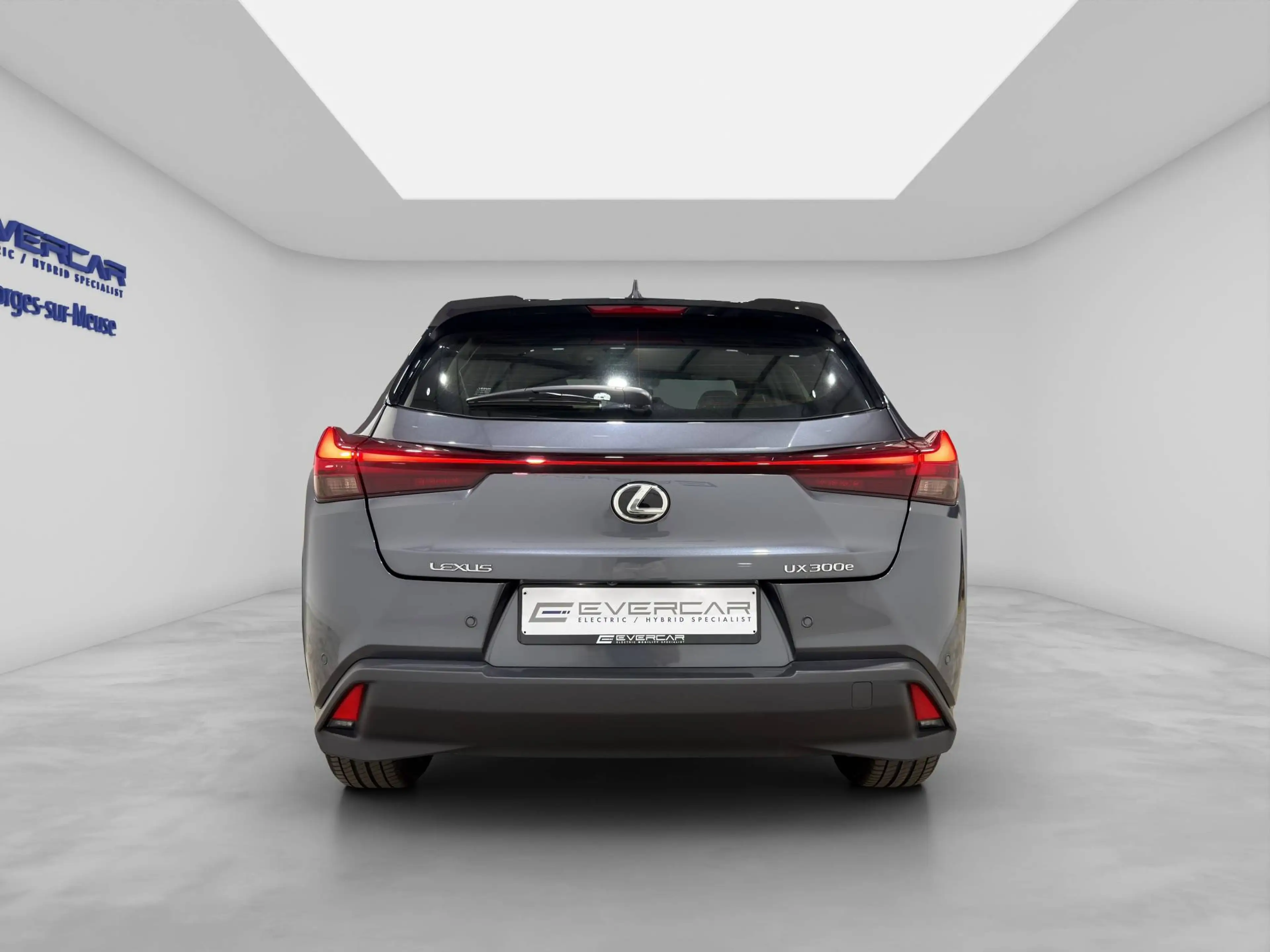 Lexus UX 300e LUXURY ***HEATED & VENTILATED SEATS*** — photo 5