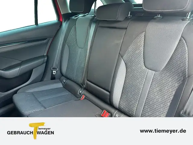 Skoda Octavia view 11