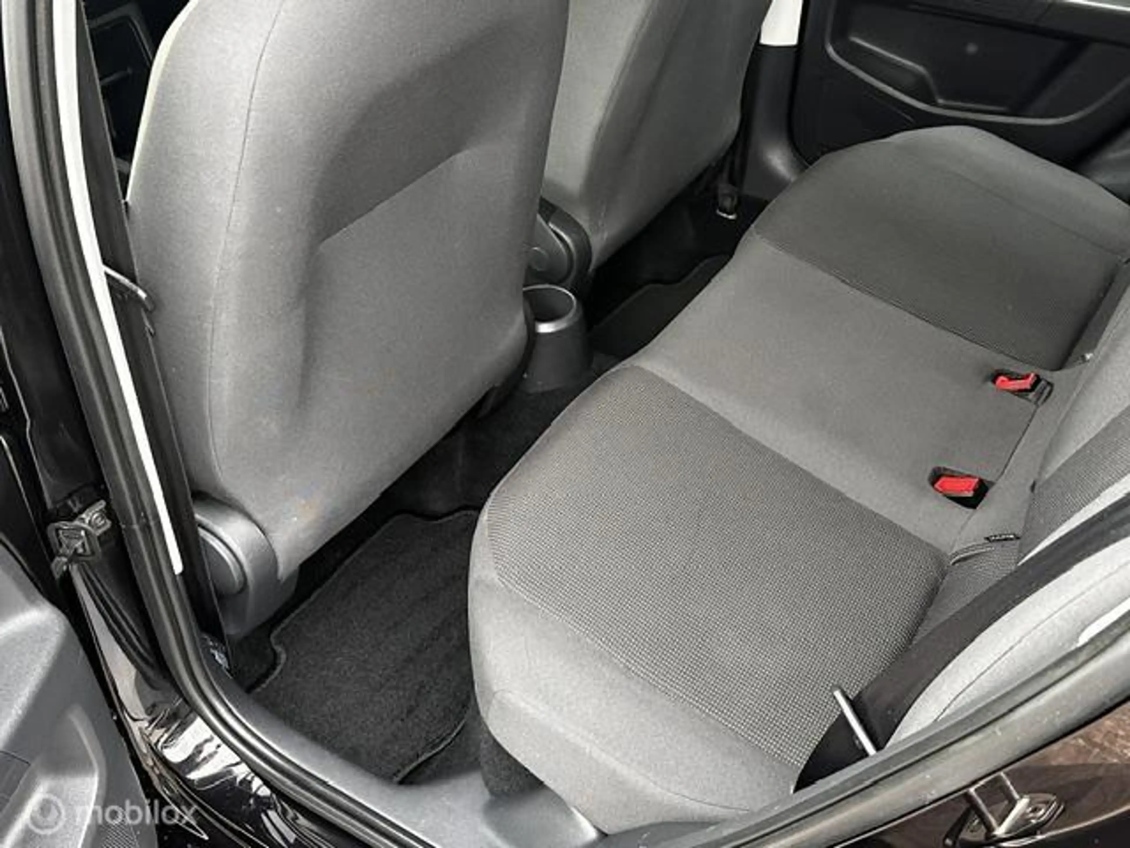 Volkswagen up! 1.0 high up! BlueMotion — photo 15