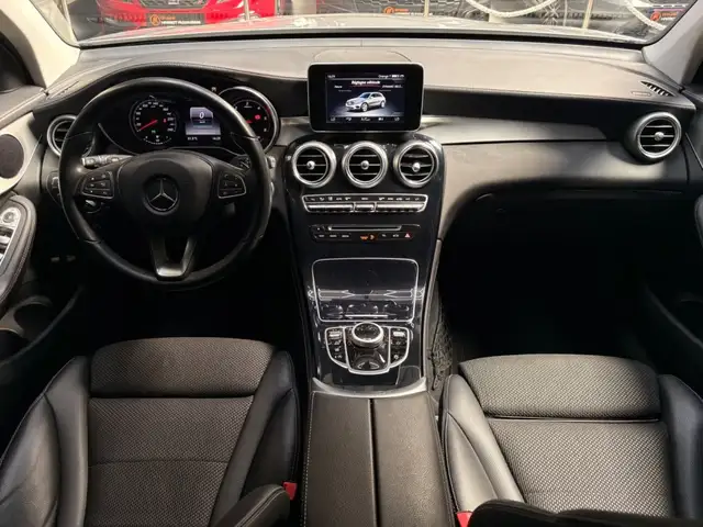 Mercedes-Benz GLC view 15