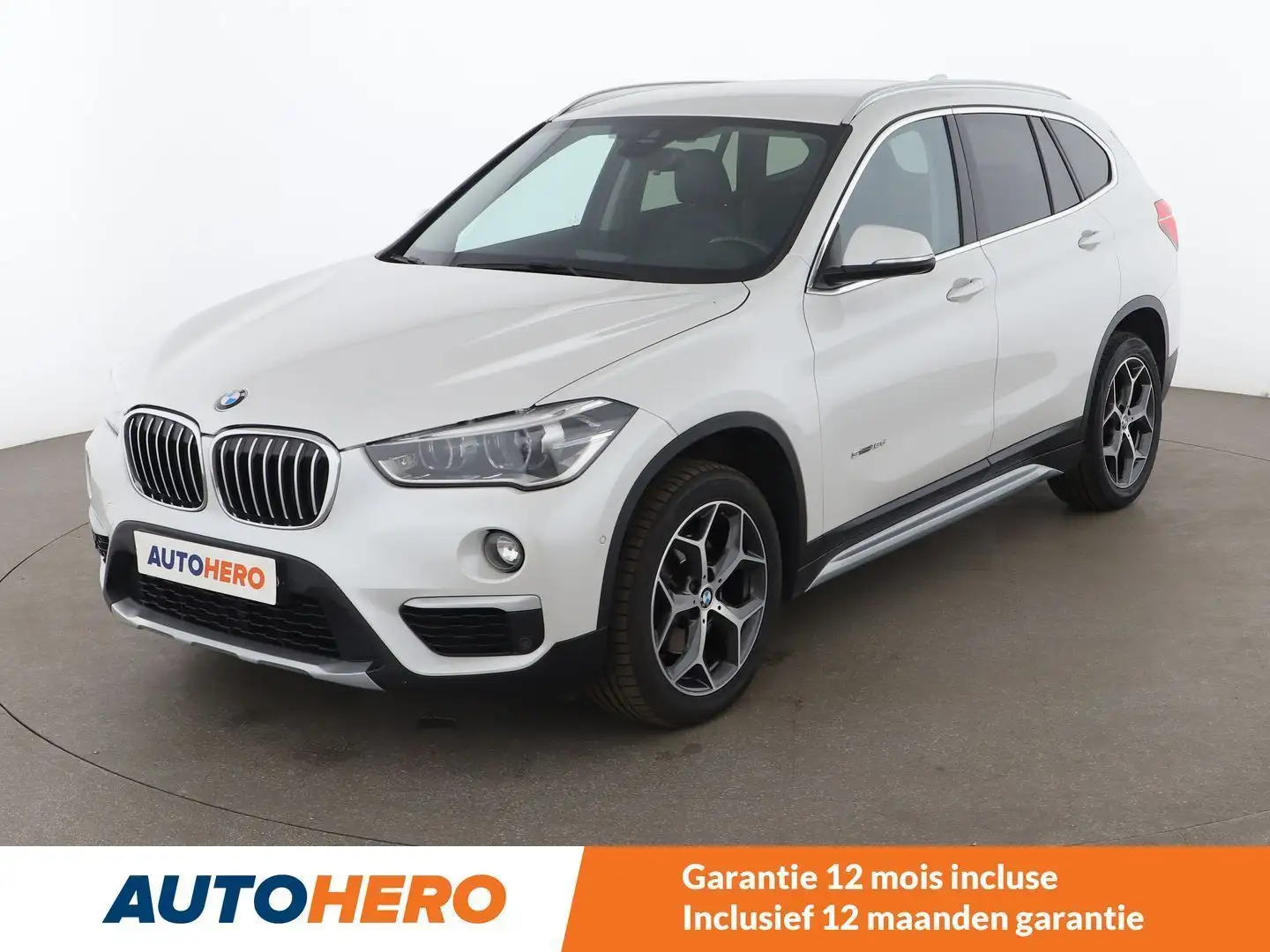 BMW X1 sDrive 18d xLine Wit - 1