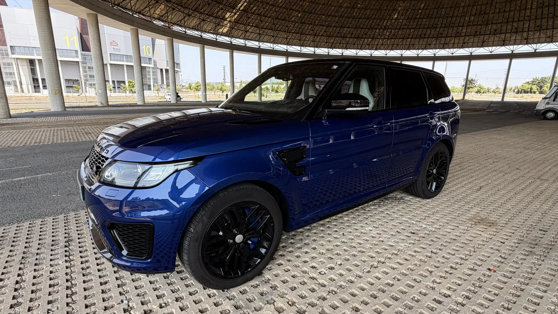 Land Rover Range Rover Sport 5.0 V8 SC SVR Aut. - 2