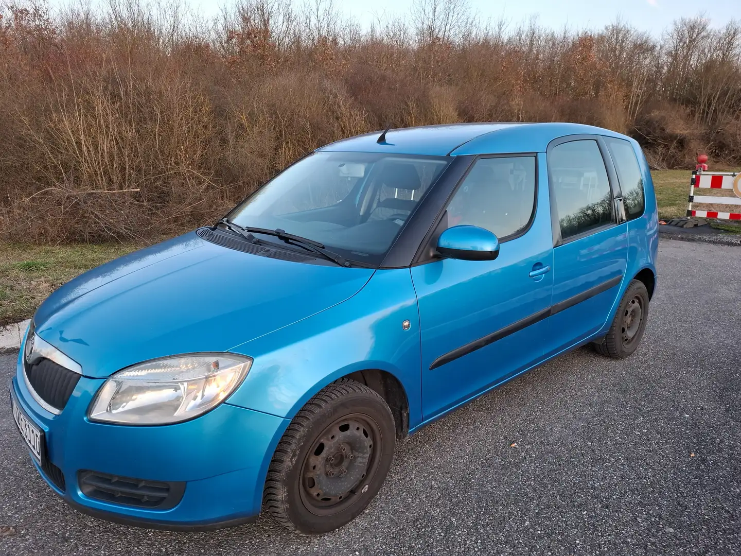 Skoda Roomster Roomster+1.4+16V Kék - 1
