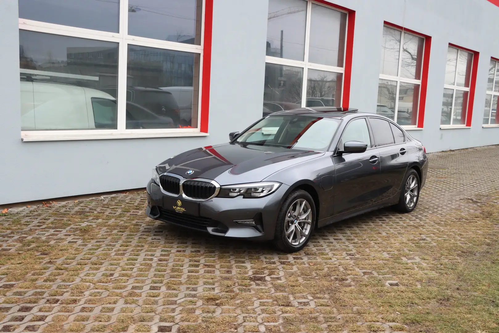 BMW 330 330 Sport Line G20 Aut. | SCHIEBEDACH | LEDER |LED Grau - 2