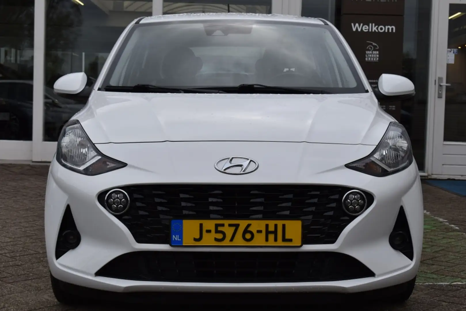 Hyundai i10 1.0 Comfort Smart Navi|Cam|Carplay|Cruise|Rijklaar Wit - 2
