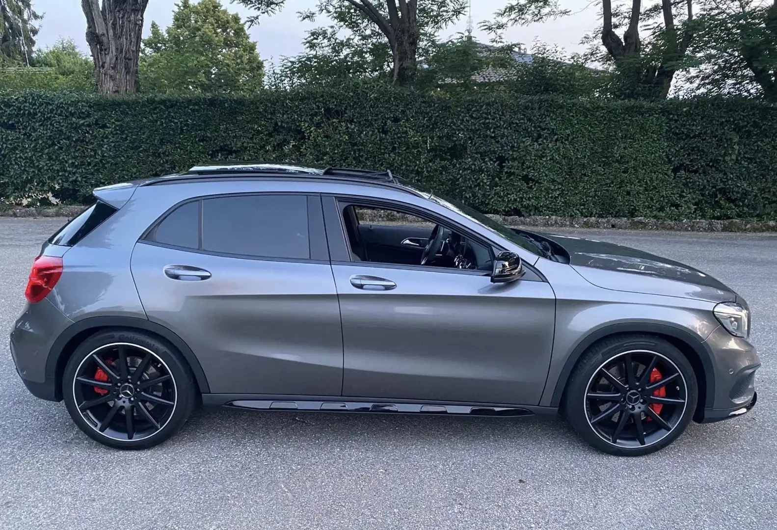 Mercedes-Benz GLA 45 AMG Automatica,tetto panoramico,4x4…. - 1
