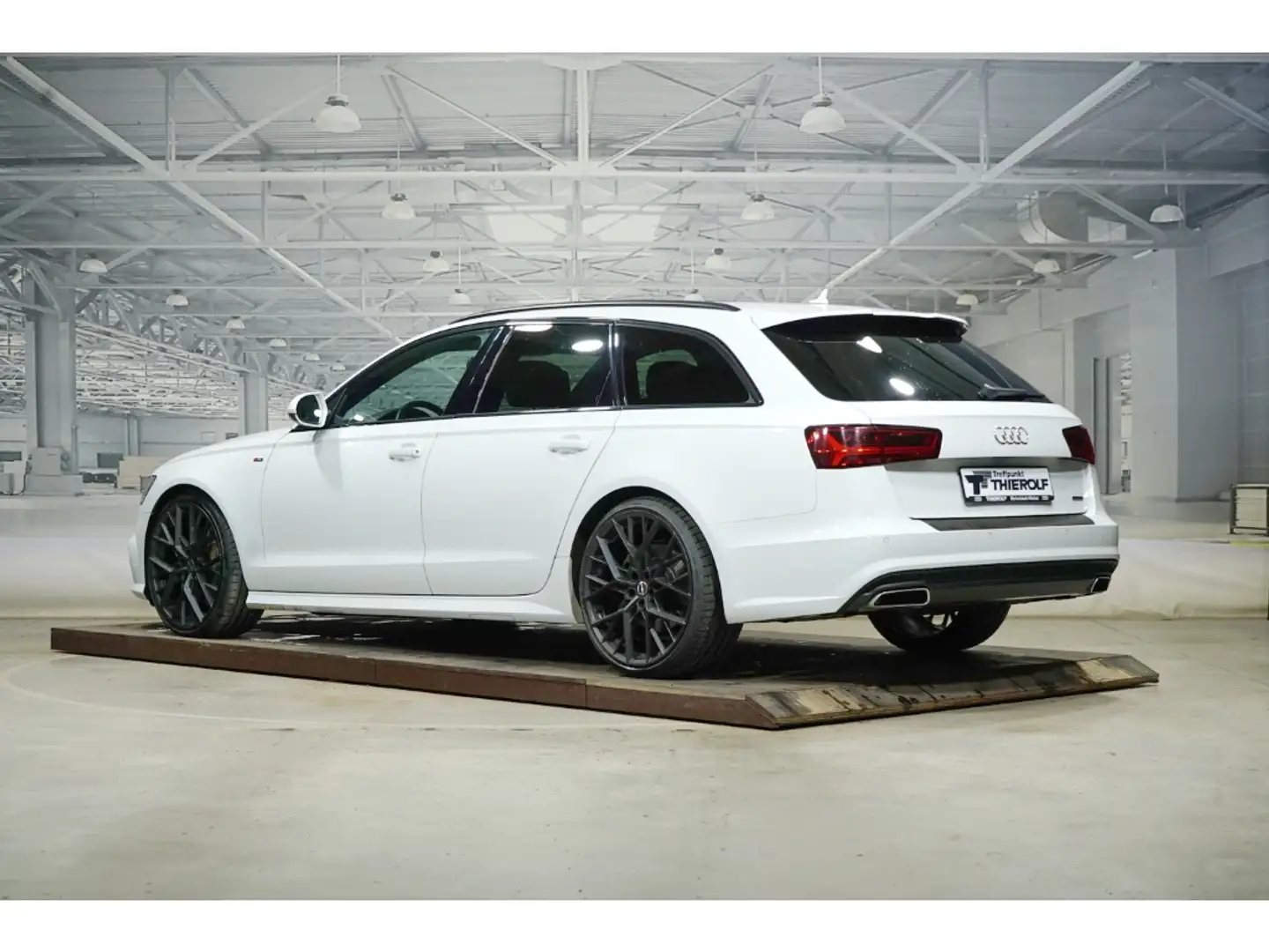 Audi A6 Avant 3.0 TDI quattro S line LED BOSE -nur Gewe Blanc - 2
