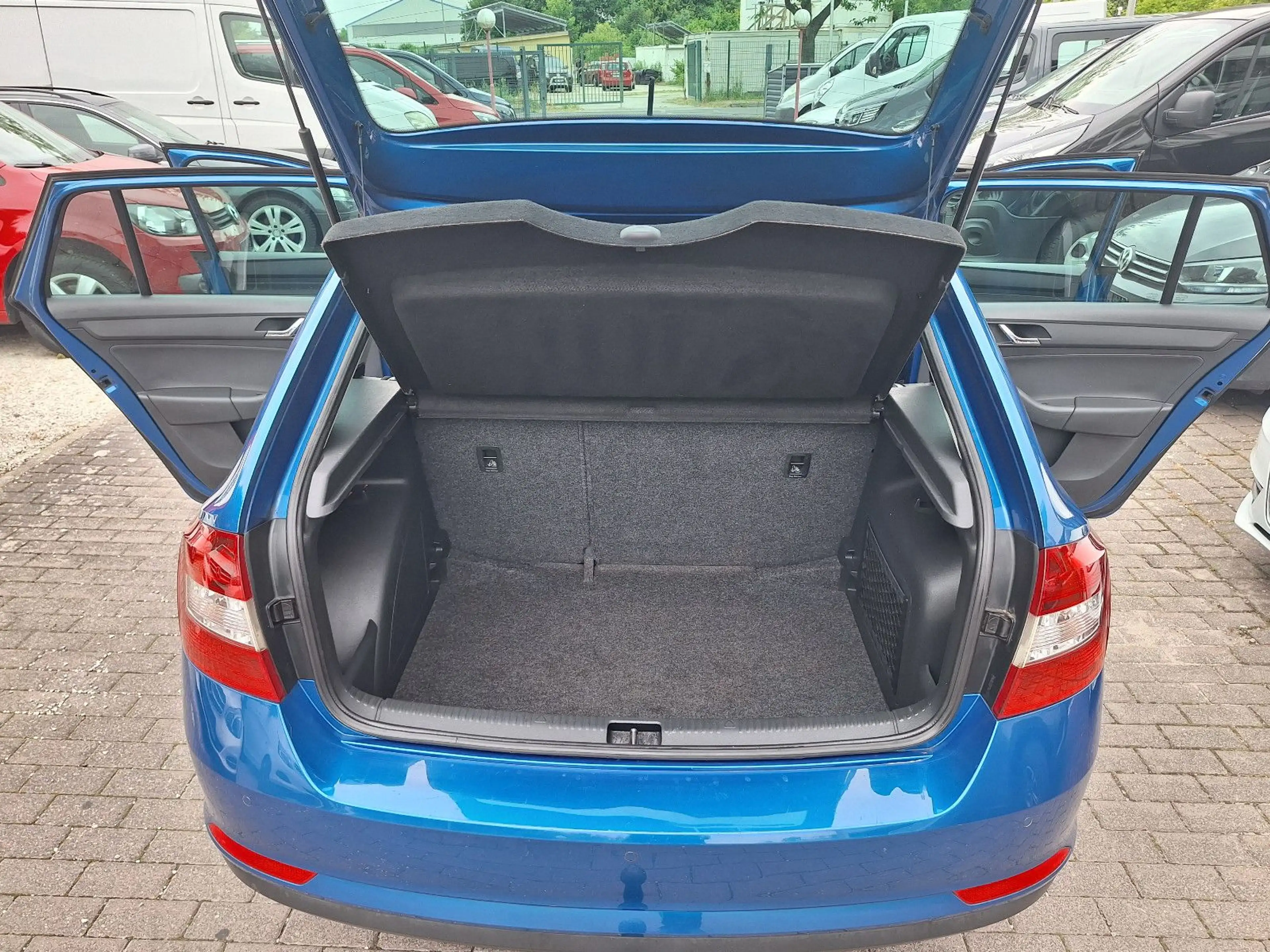 Skoda Rapid/Spaceback Spaceback  TSI Elegance Sitzhzg. PDC AHK — photo 13