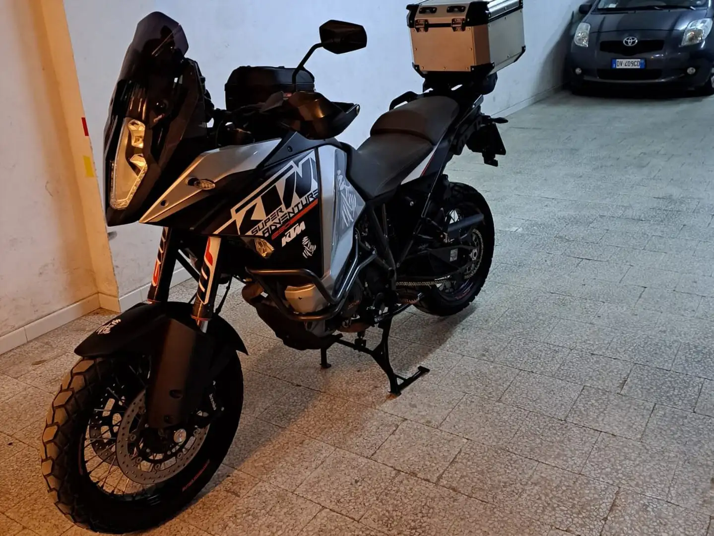KTM 1290 Super Adventure - 2