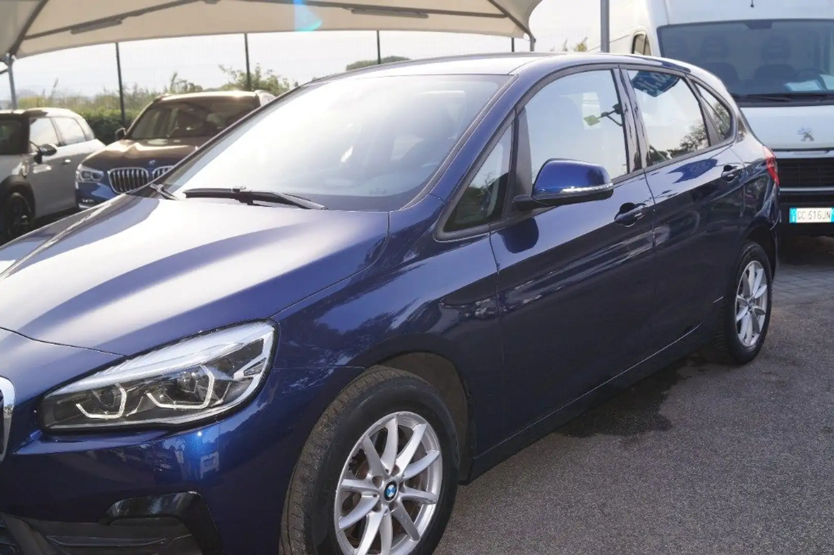 BMW 218 d xDrive Active Tourer Advantage aut. Azul - 2