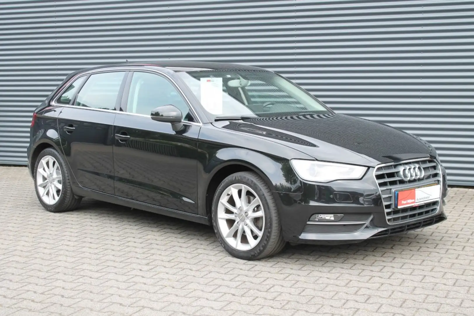 Audi A3 A3 Sportback 1.4 TFSi Cod Ambiente Pro Line Plus U Noir - 1