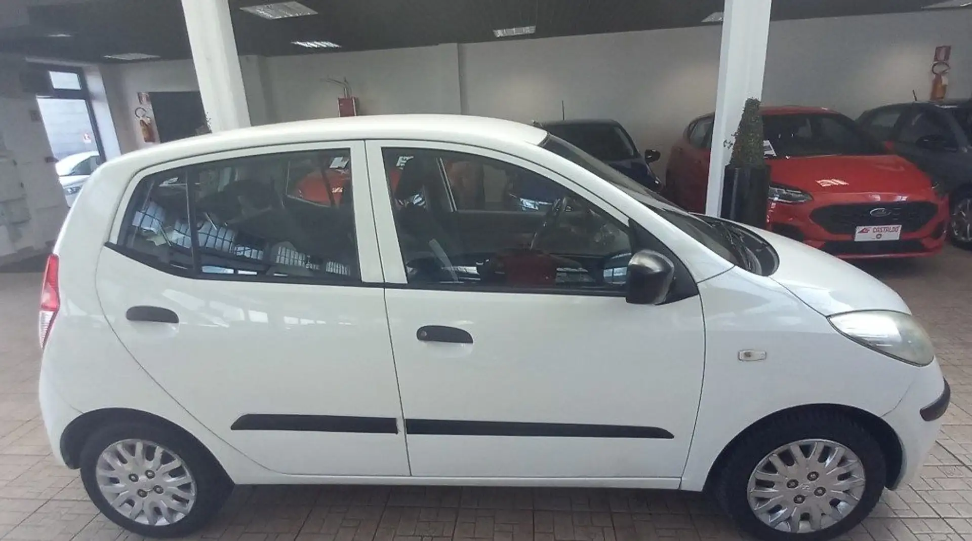 Hyundai i10 1.1 12V BlueDrive GPL Bianco - 2