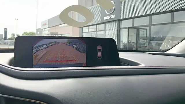 Mazda CX-30 view 17
