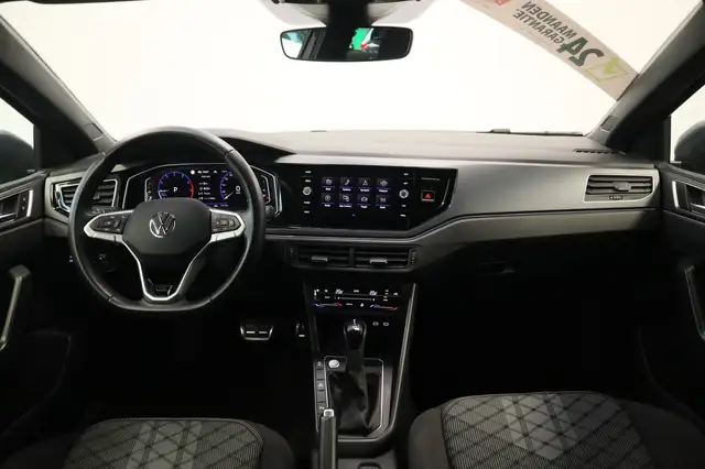 Volkswagen Polo view 6