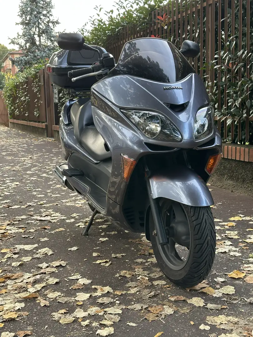 Honda Forza 250 NSS250X Šedá - 2