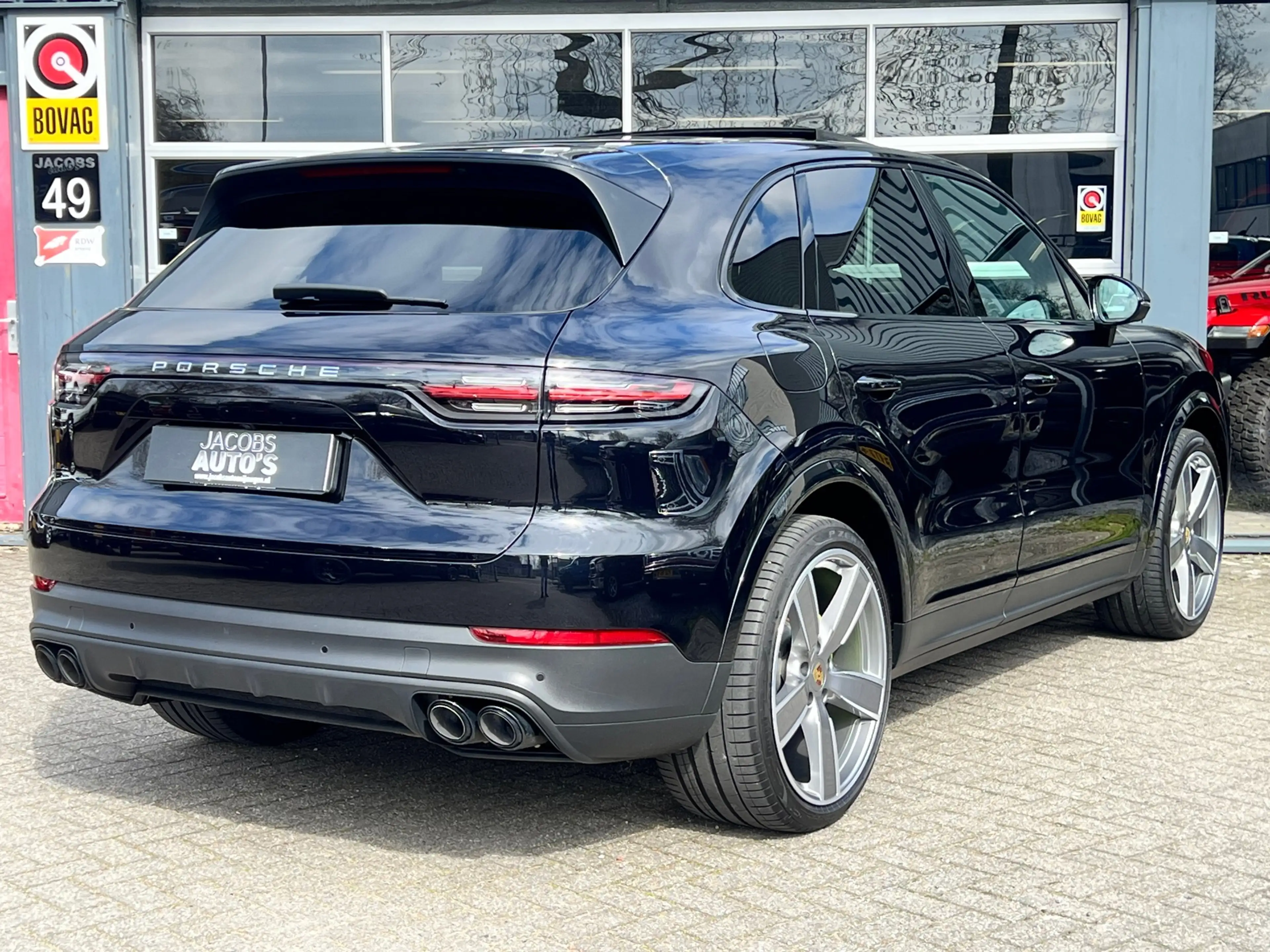 Porsche Cayenne 3.0 E-Hybrid — photo 5