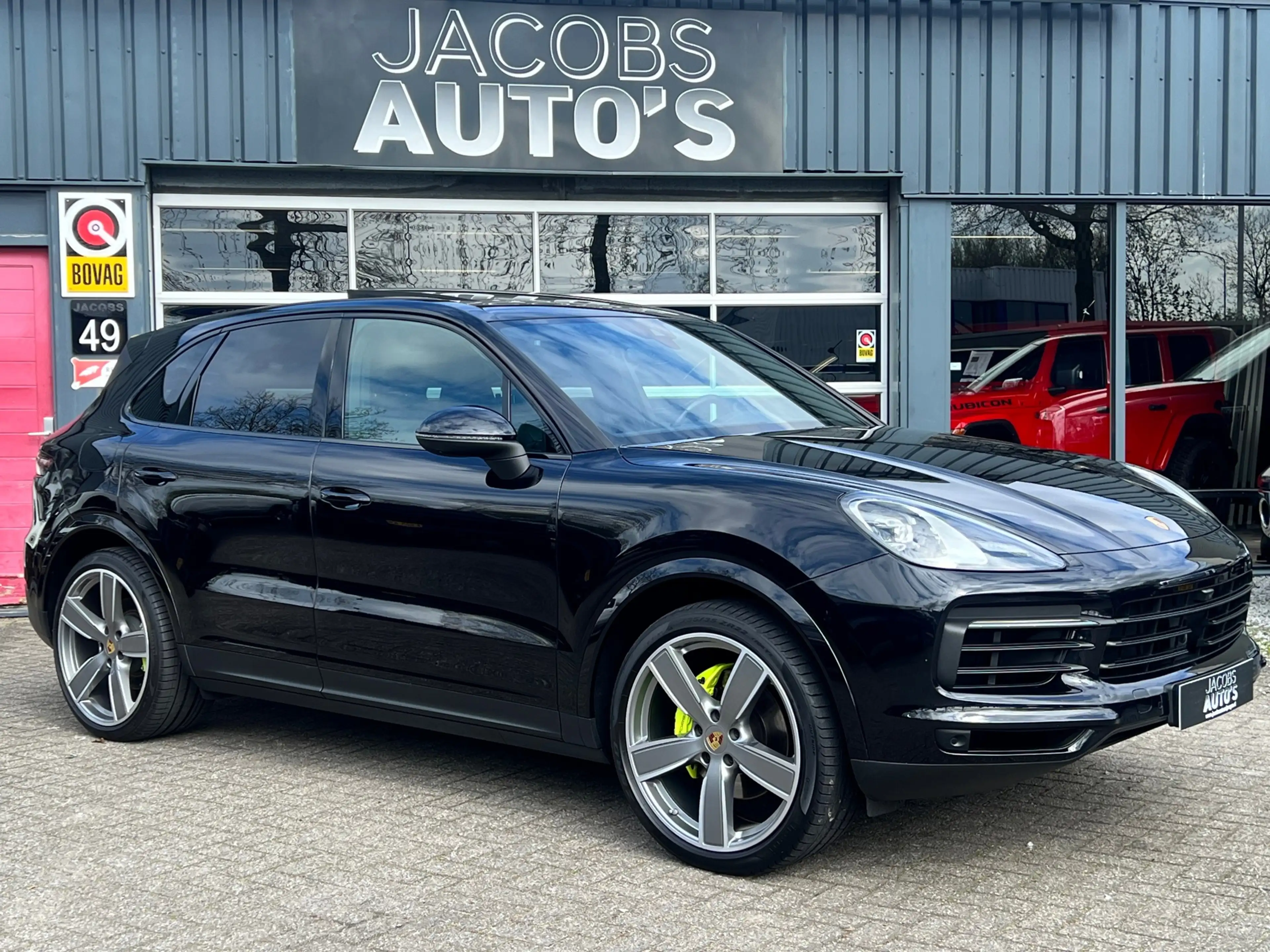 Porsche Cayenne 3.0 E-Hybrid — photo 4