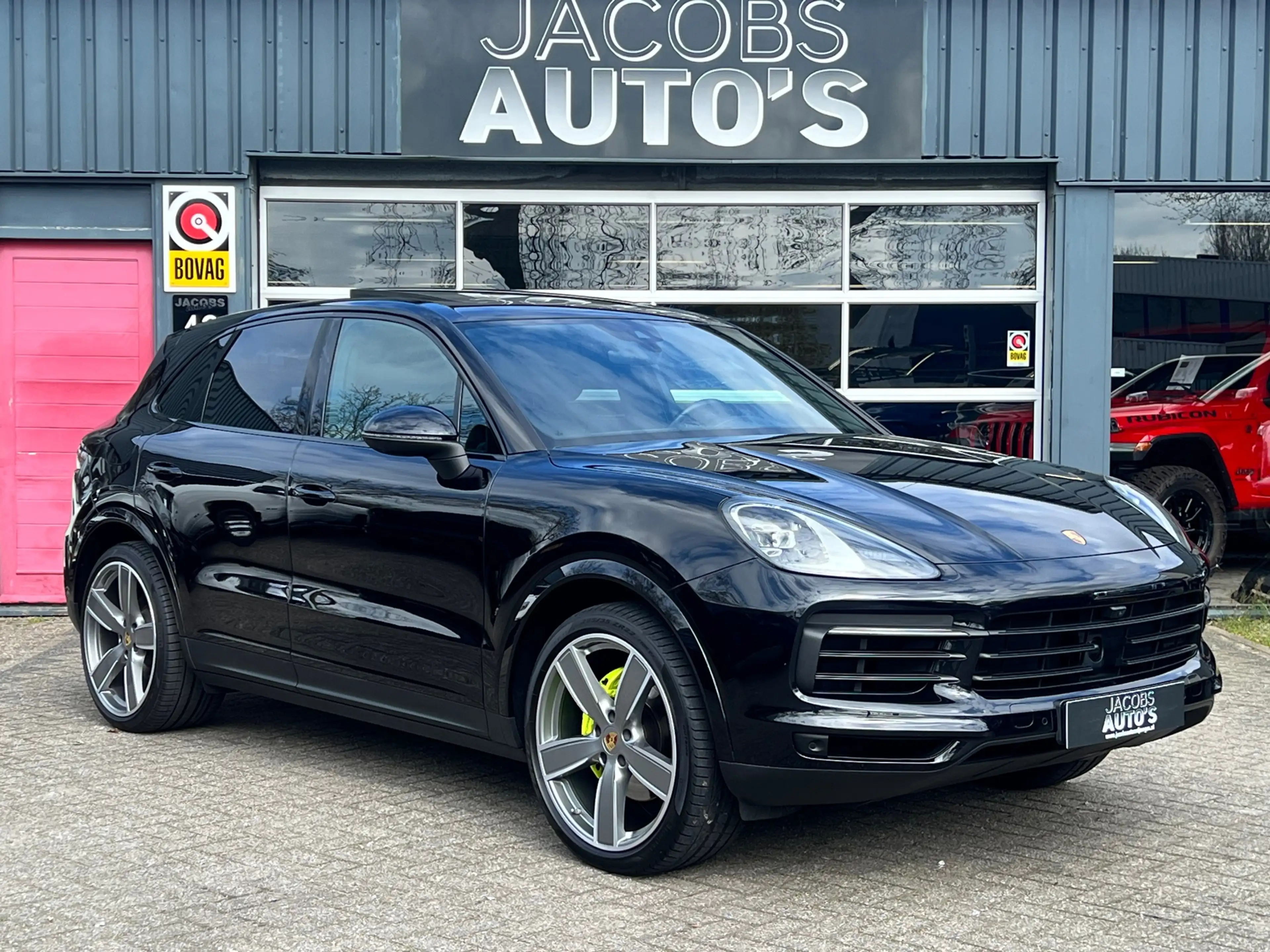 Porsche Cayenne 3.0 E-Hybrid — photo 3