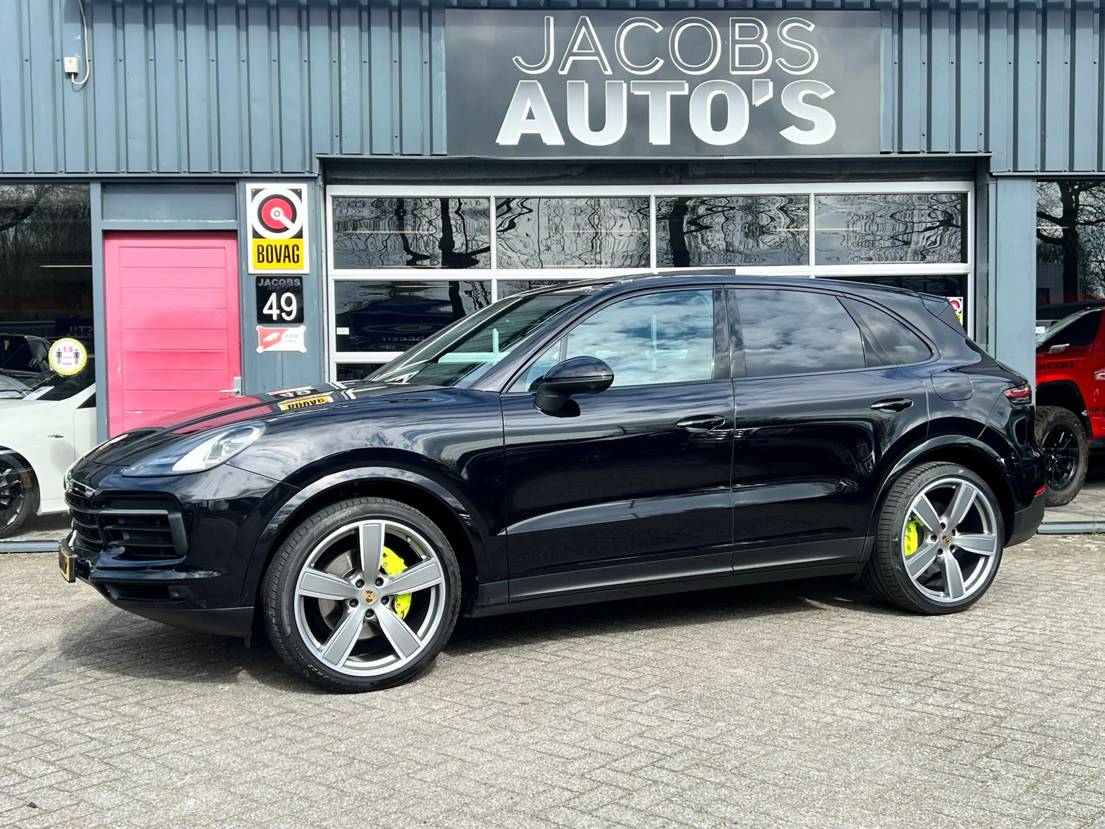 Porsche Cayenne 3.0 E-Hybrid — photo 9