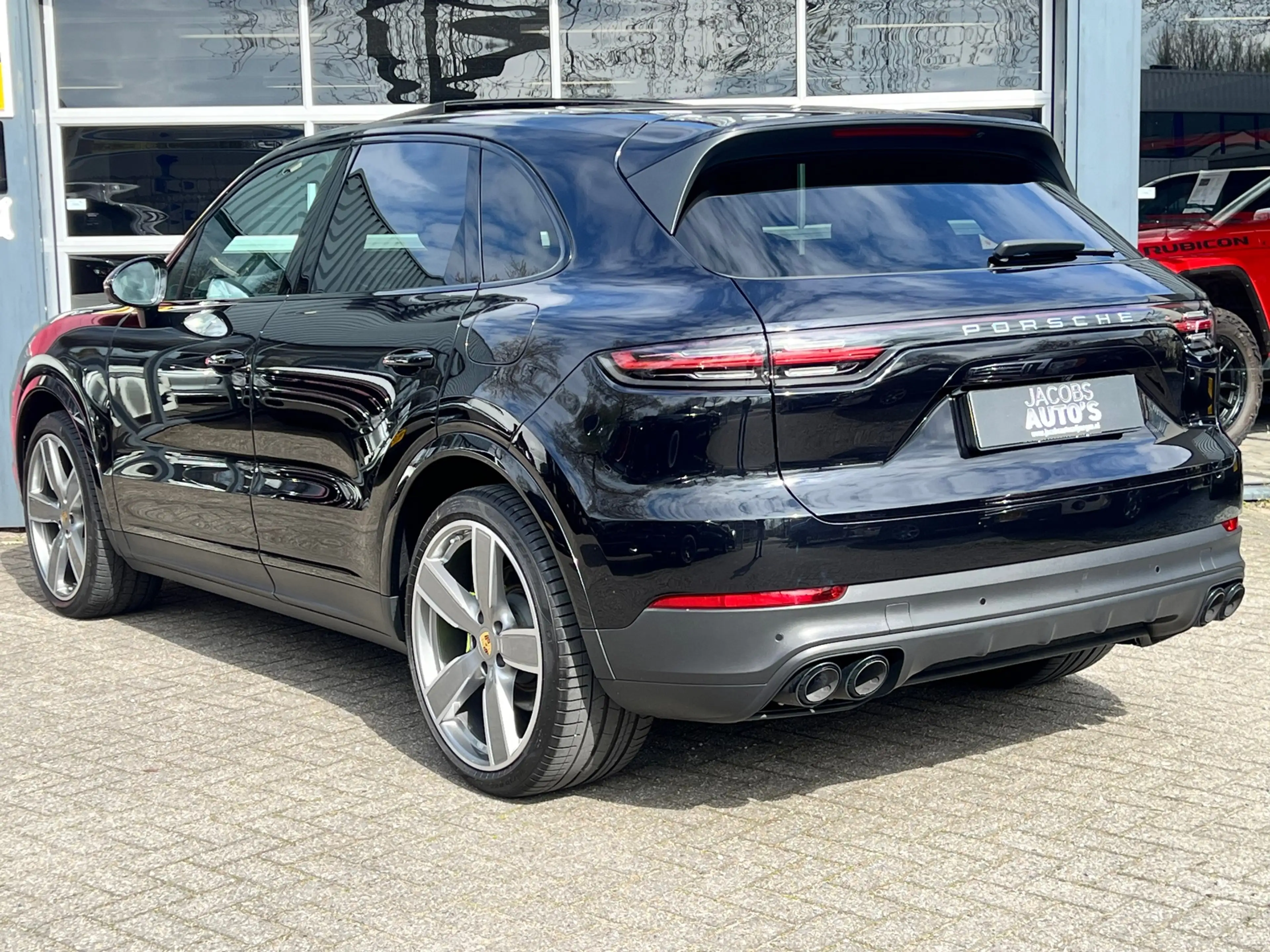 Porsche Cayenne 3.0 E-Hybrid — photo 7