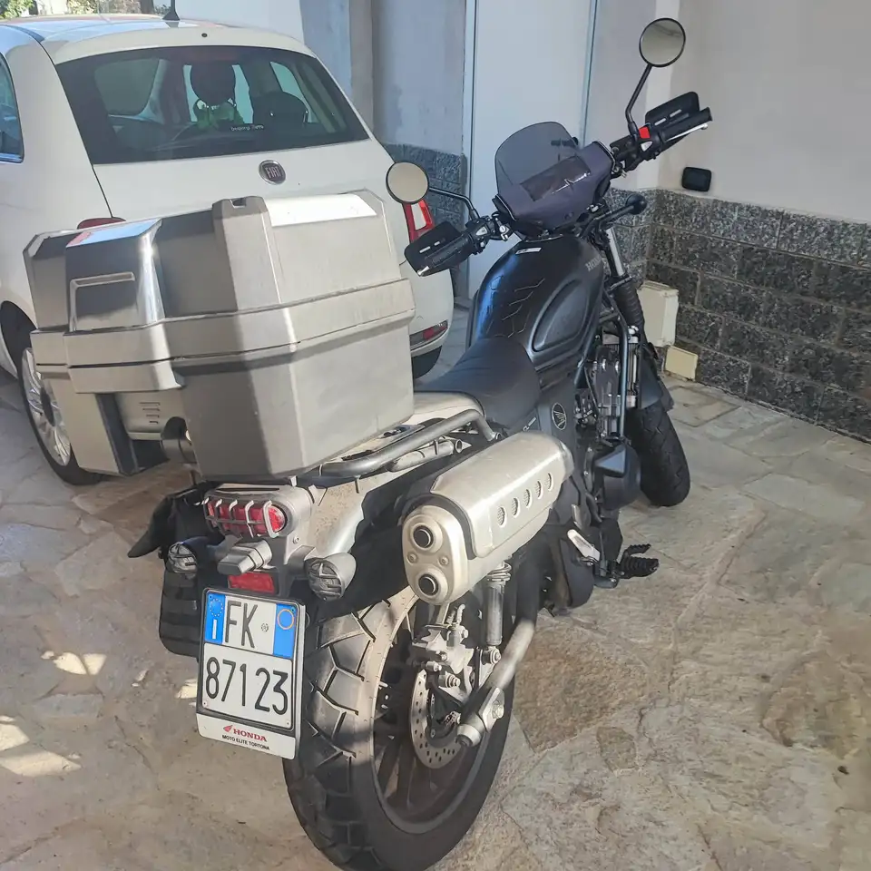 Honda CL 500
