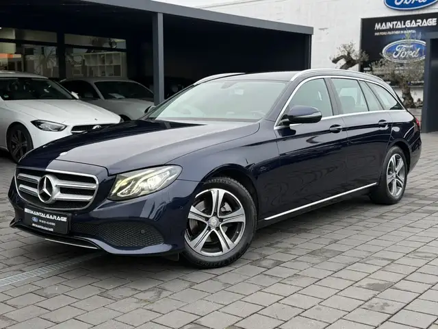 Mercedes-Benz E 220 E 220d/Avantgarde/Kam/Navi/SteckD/LED/AmbienBel/