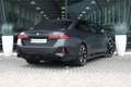 BMW i5 M60 xDrive / Panoramadak / Adaptief onderstel prof Grijs - thumbnail 32