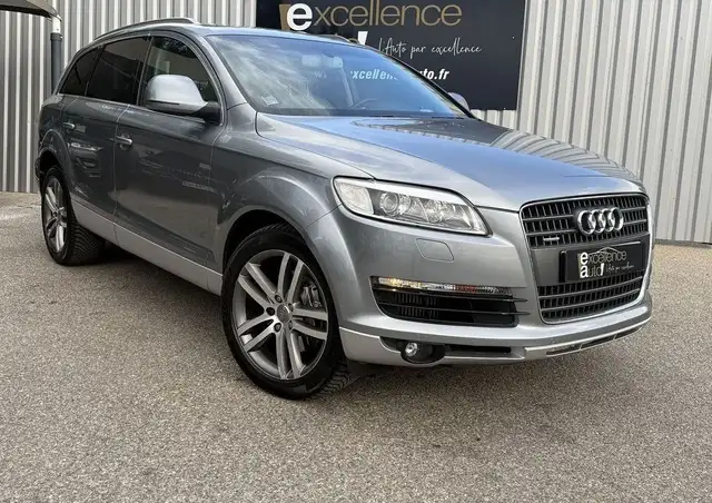 Audi Q7 3.0 V6 TDI 233CH AMBIENTE QUATTRO TIPTRONIC 5 PLACES