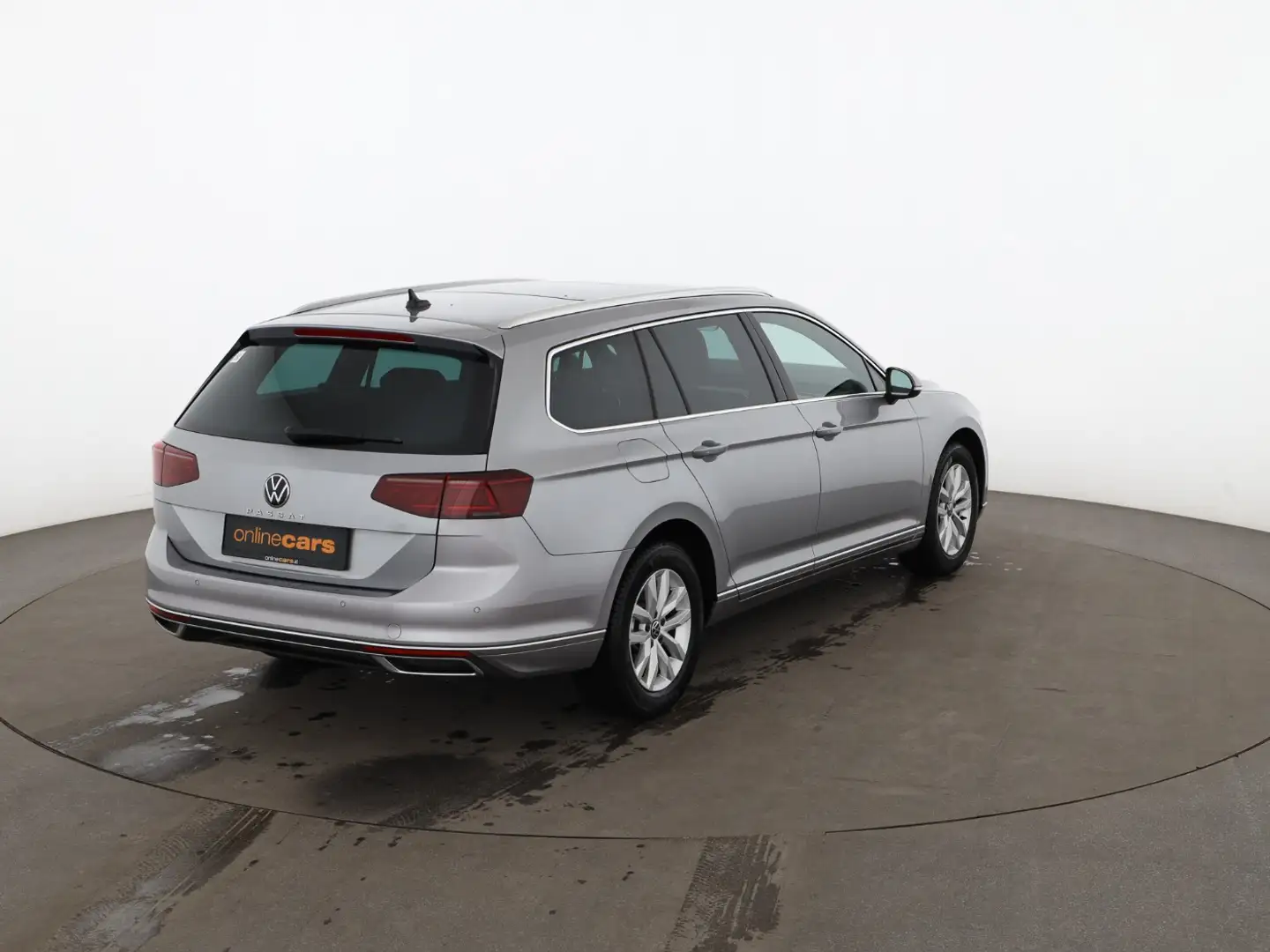 Volkswagen Passat Variant 2.0 TDI Elegance Aut MATRIX SKY Grau - 2