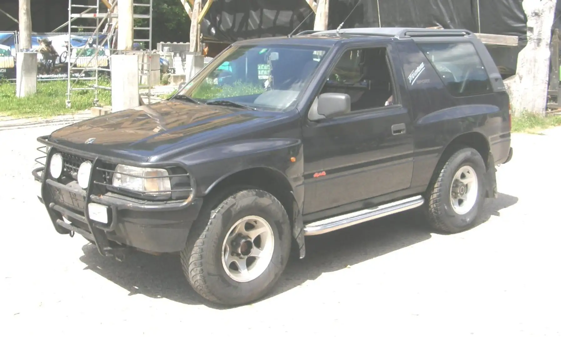 Opel Frontera Frontera Sport Soft Top Black - 1