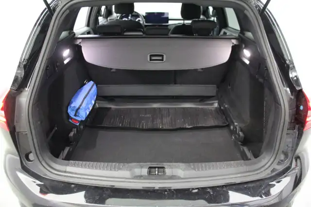 Ford Focus view 11