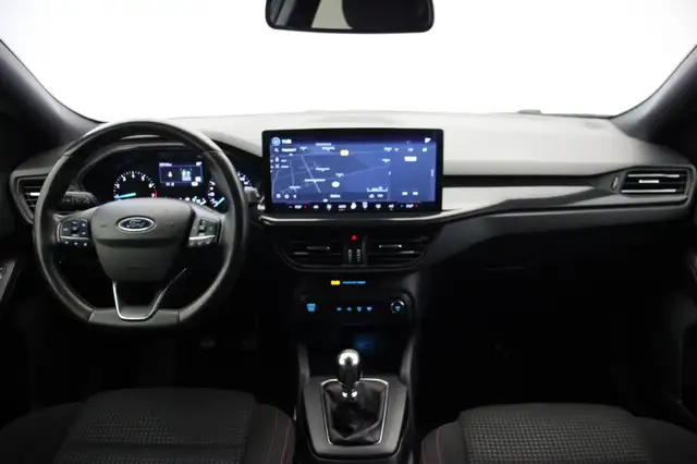 Ford Focus view 2