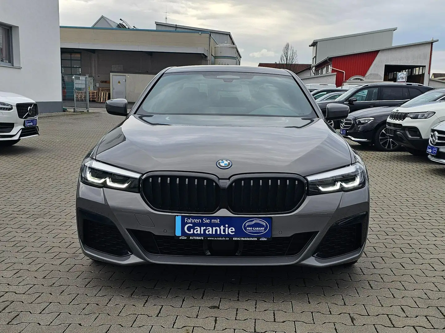 BMW 545 545 e xDrive M Sport Gris - 2