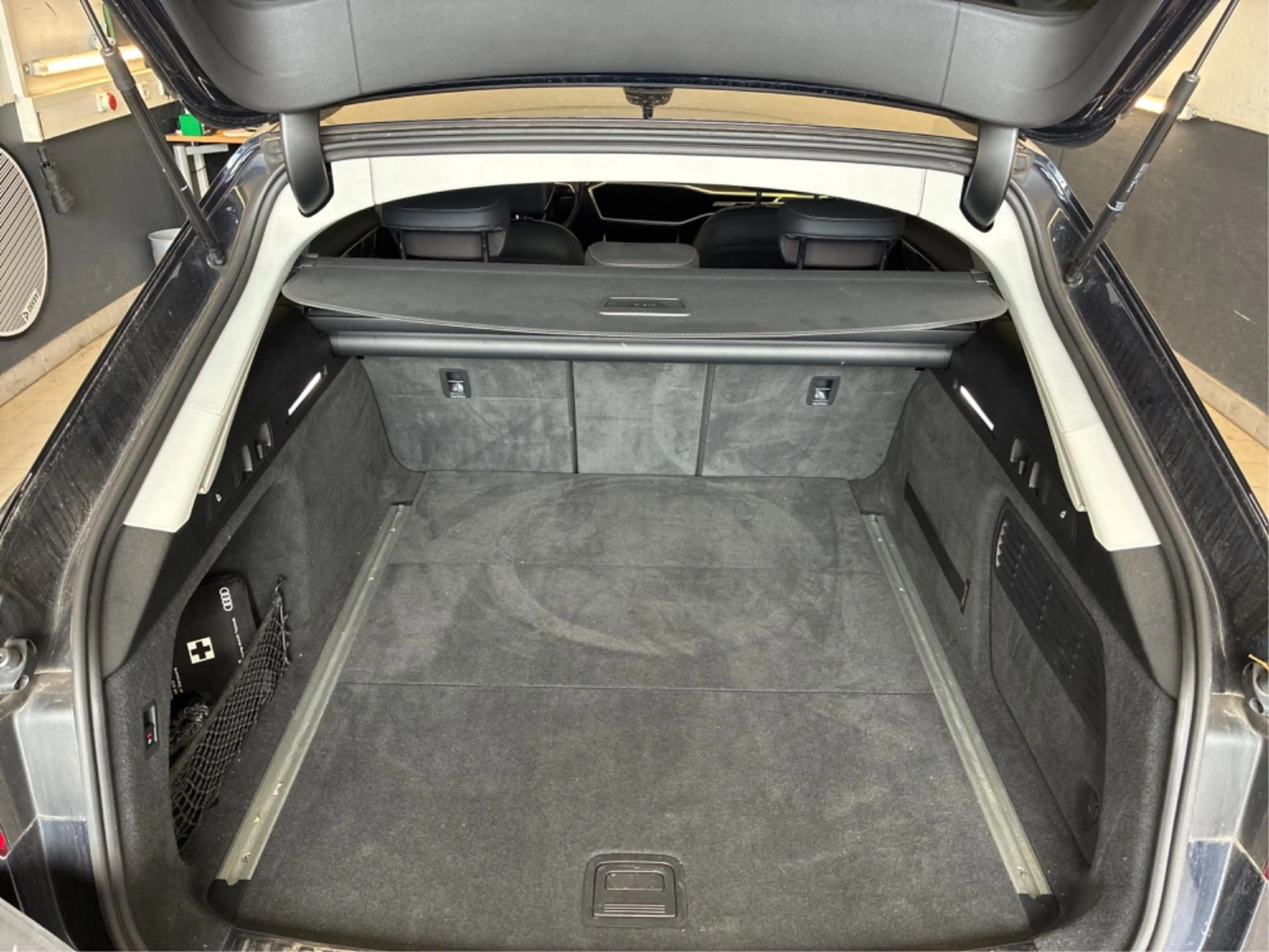 Audi A6 allroad 40 TDI quattro Matrix/Pano/Kamera/AHK — photo 7