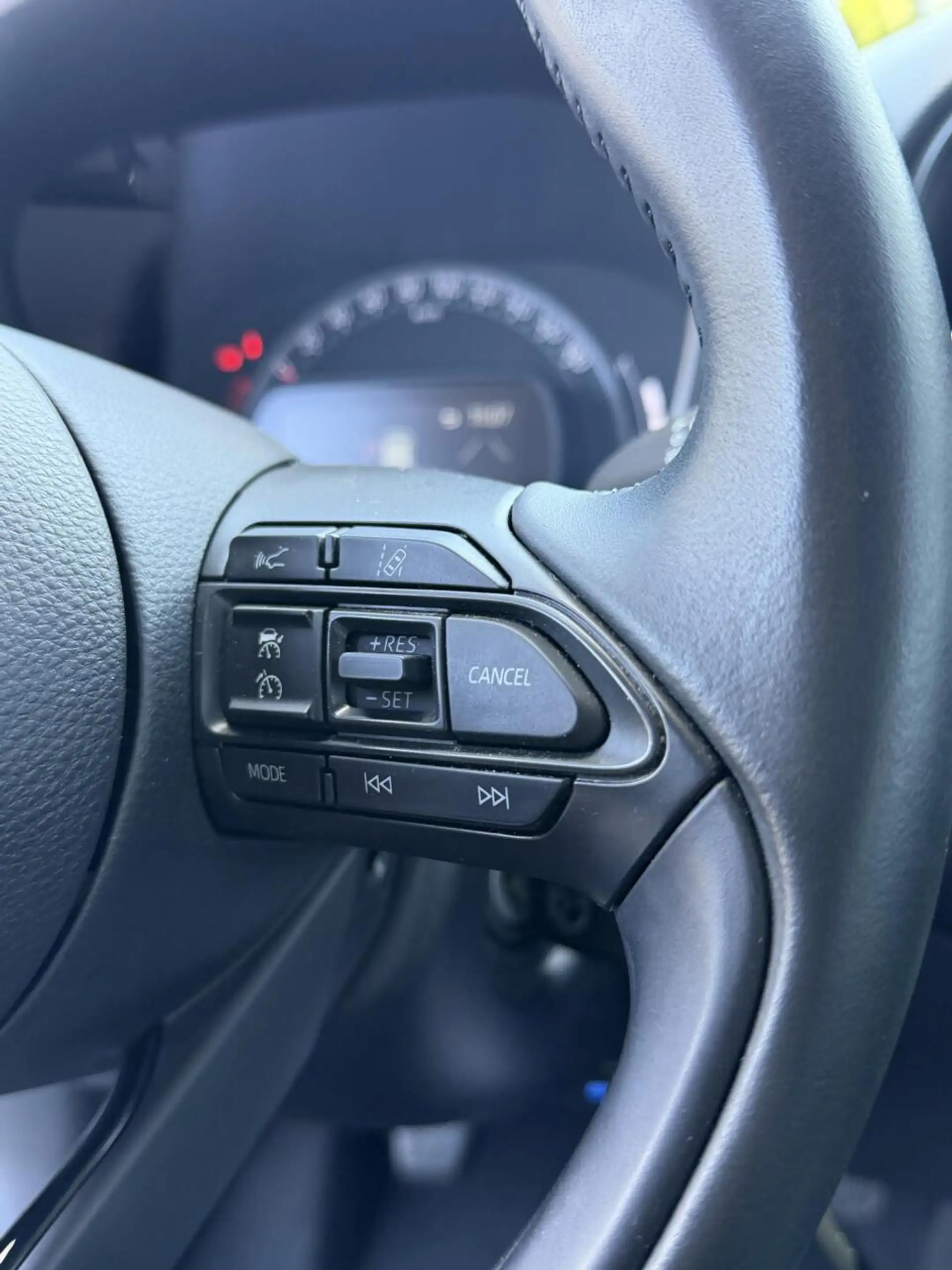 Toyota Aygo X 1.0 VVT-i MT Play — photo 14