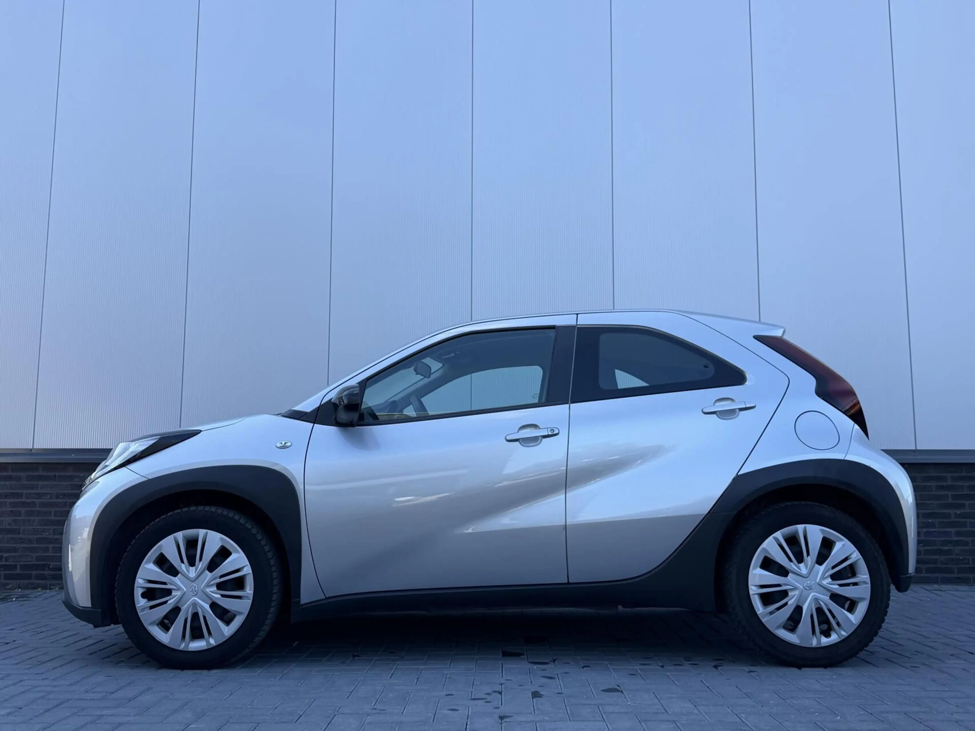 Toyota Aygo X 1.0 VVT-i MT Play — photo 7
