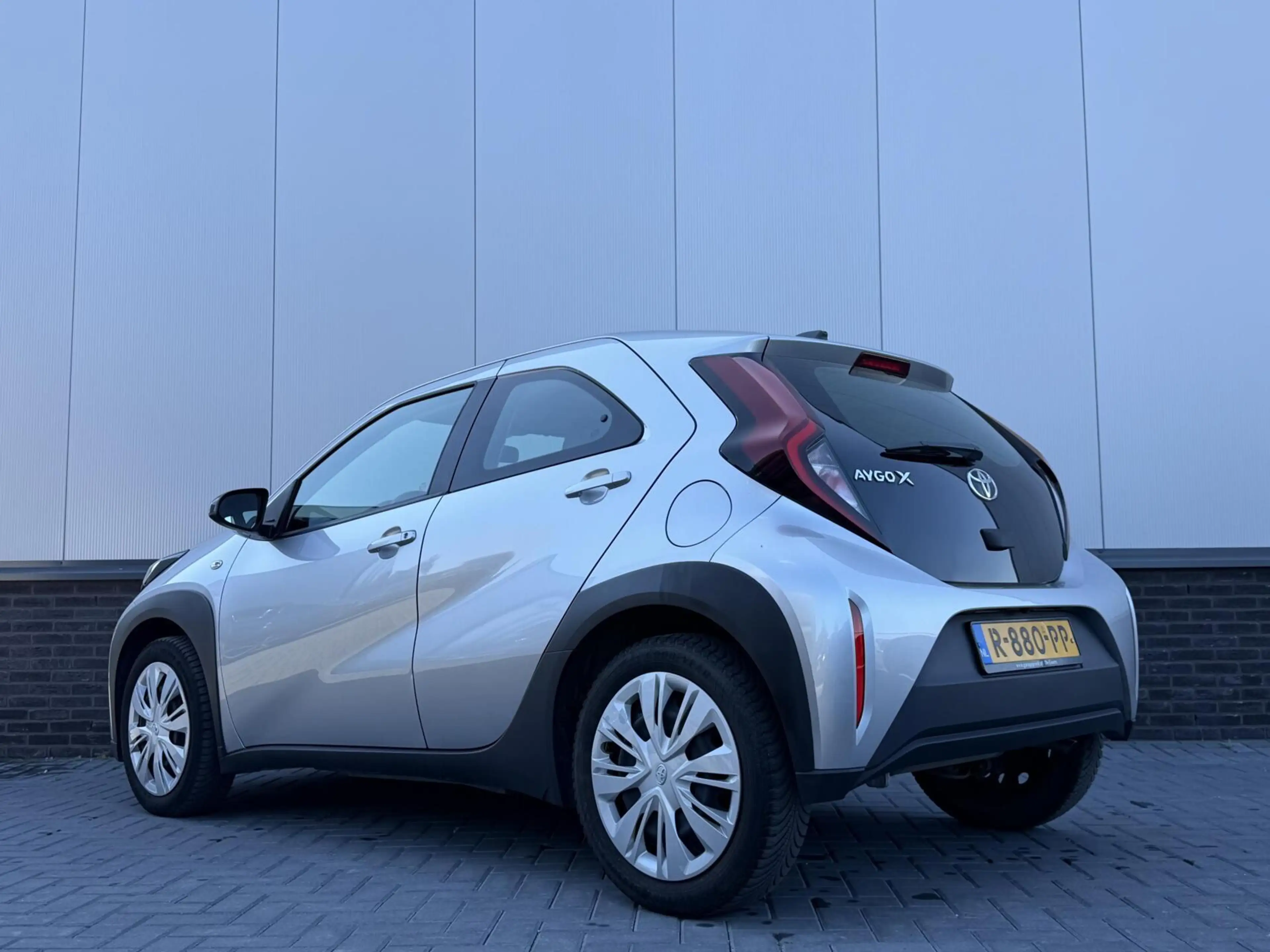 Toyota Aygo X 1.0 VVT-i MT Play — photo 6