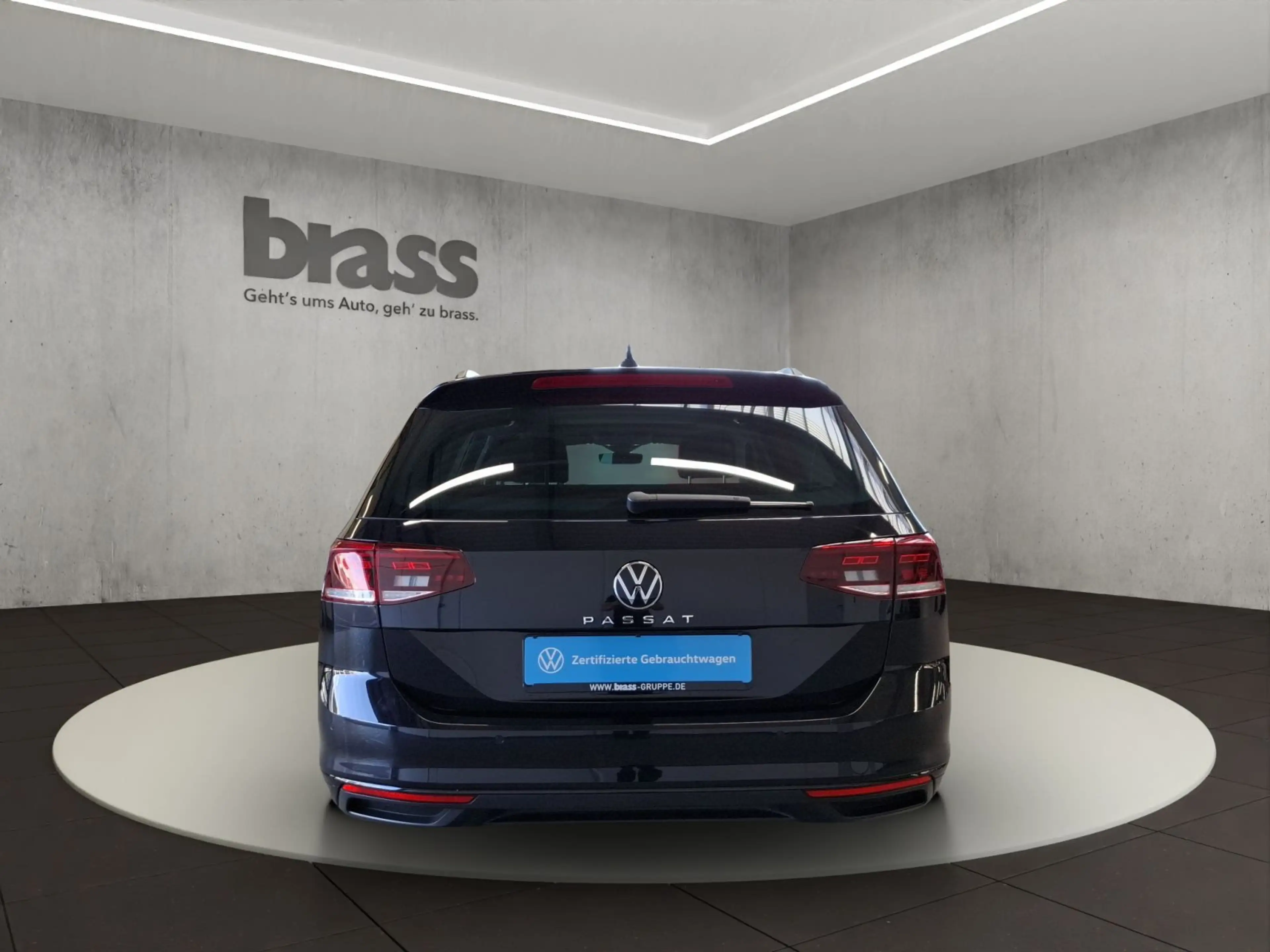 Volkswagen Passat Variant Business 1.5 TSI OPF 7-Gang DSG — photo 4