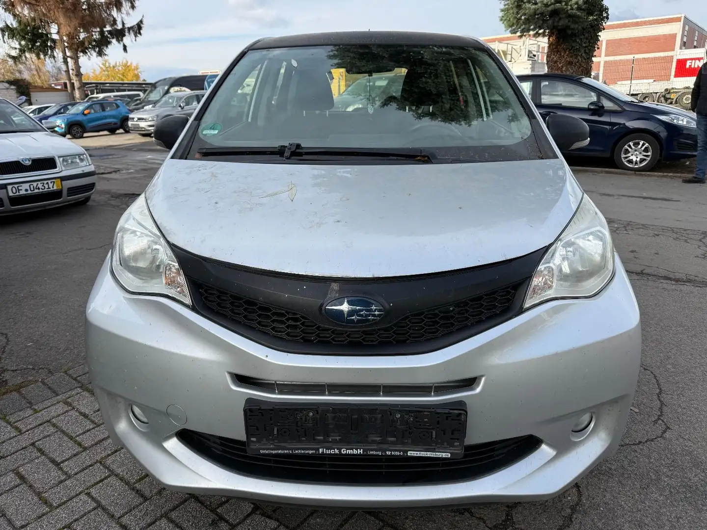 Subaru Trezia 1.4D GETRIEBE GERÄUSCHE IM STAND Срібний - 2