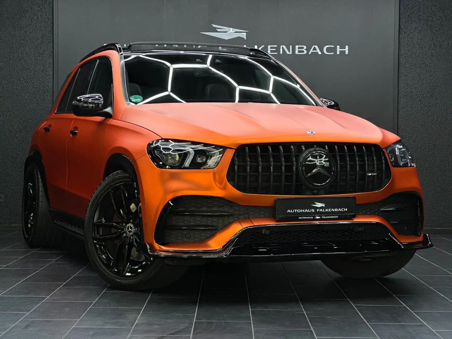Mercedes-Benz GLE 450 *4M*AMG*PANO*22"*360°*LUFT*UMBAU*AHK*BURM Negru - 1