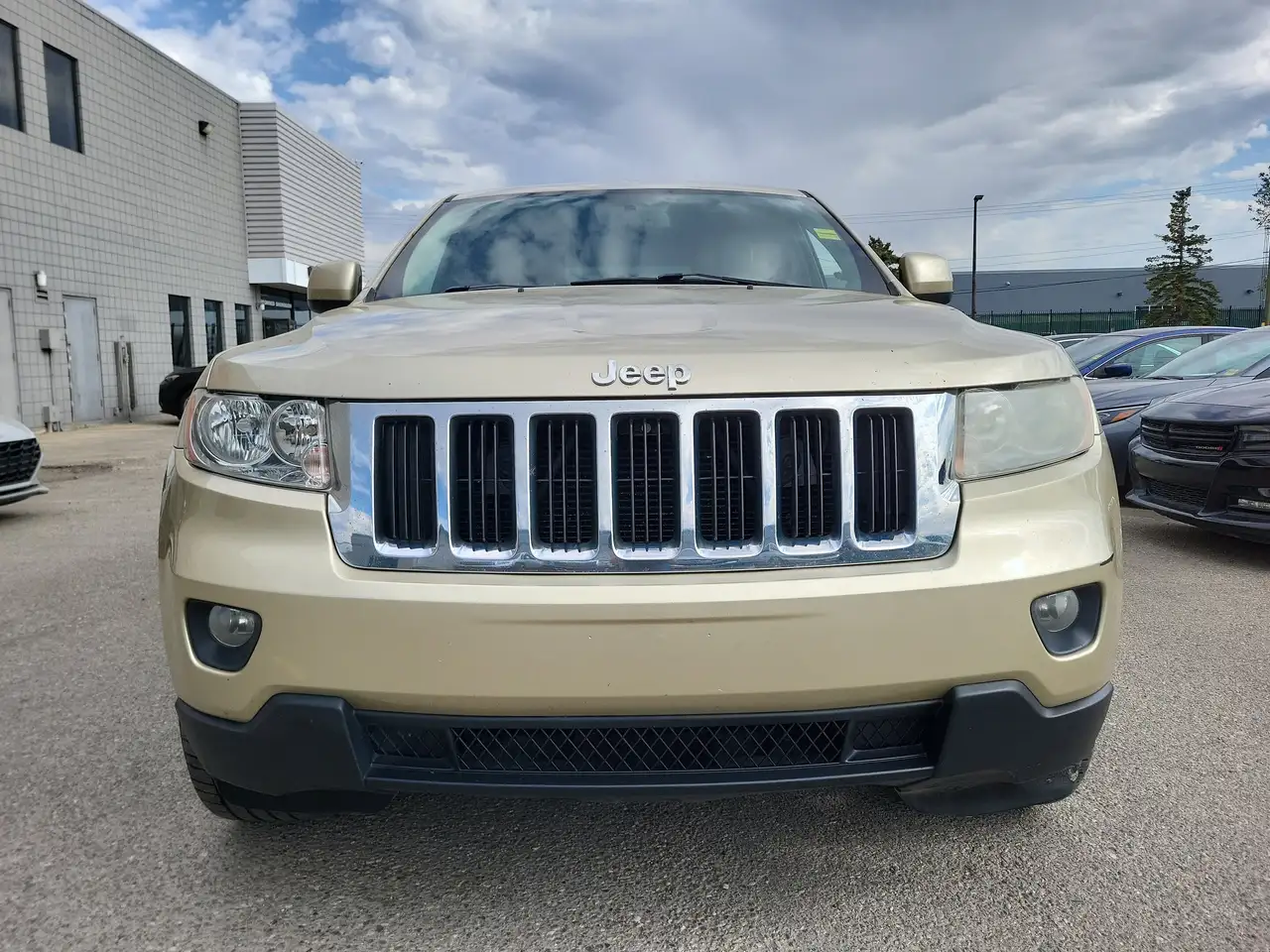 Jeep Grand Cherokee снимка Jeep Grand Cherokee