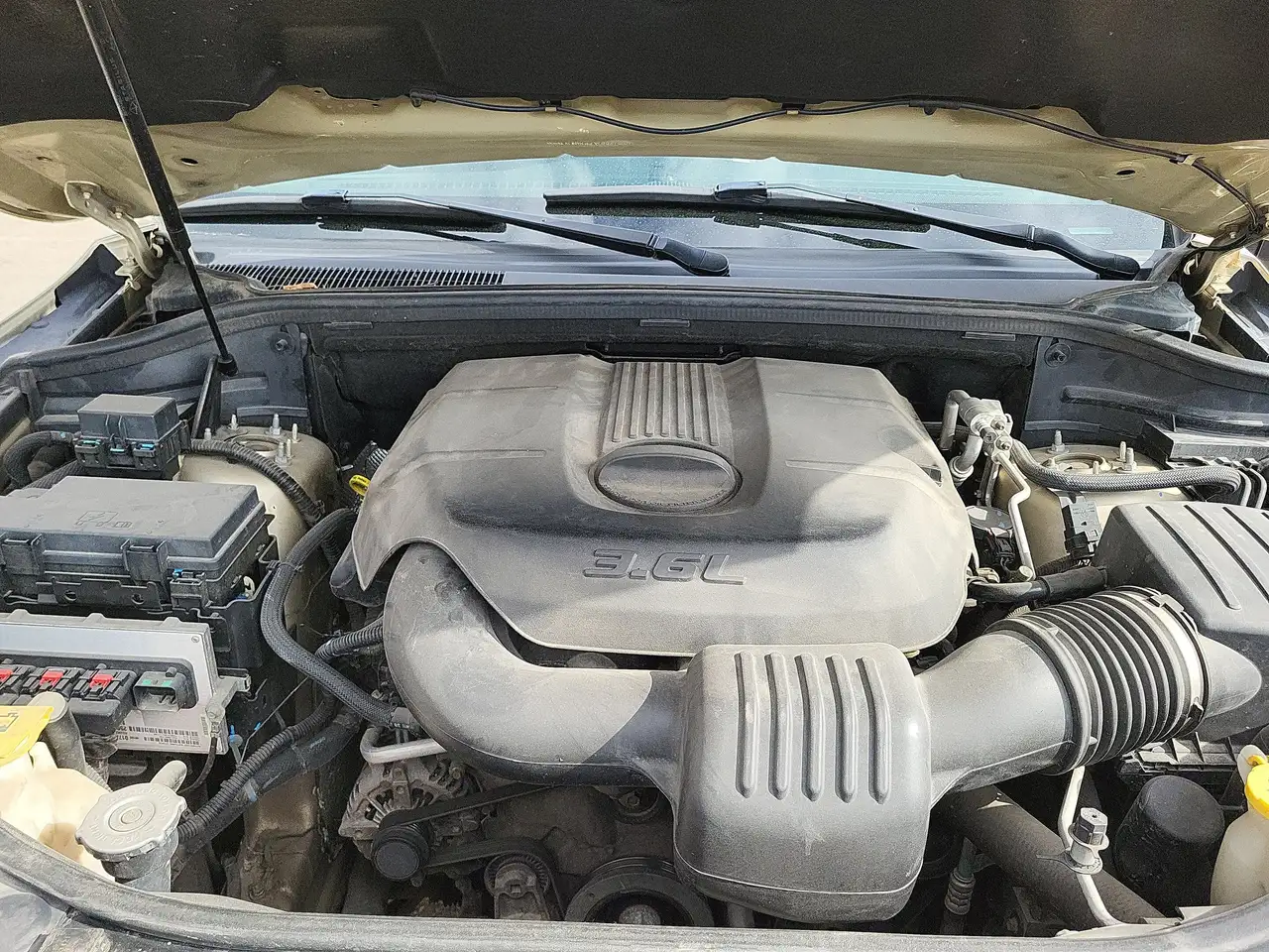 Jeep Grand Cherokee снимка Jeep Grand Cherokee