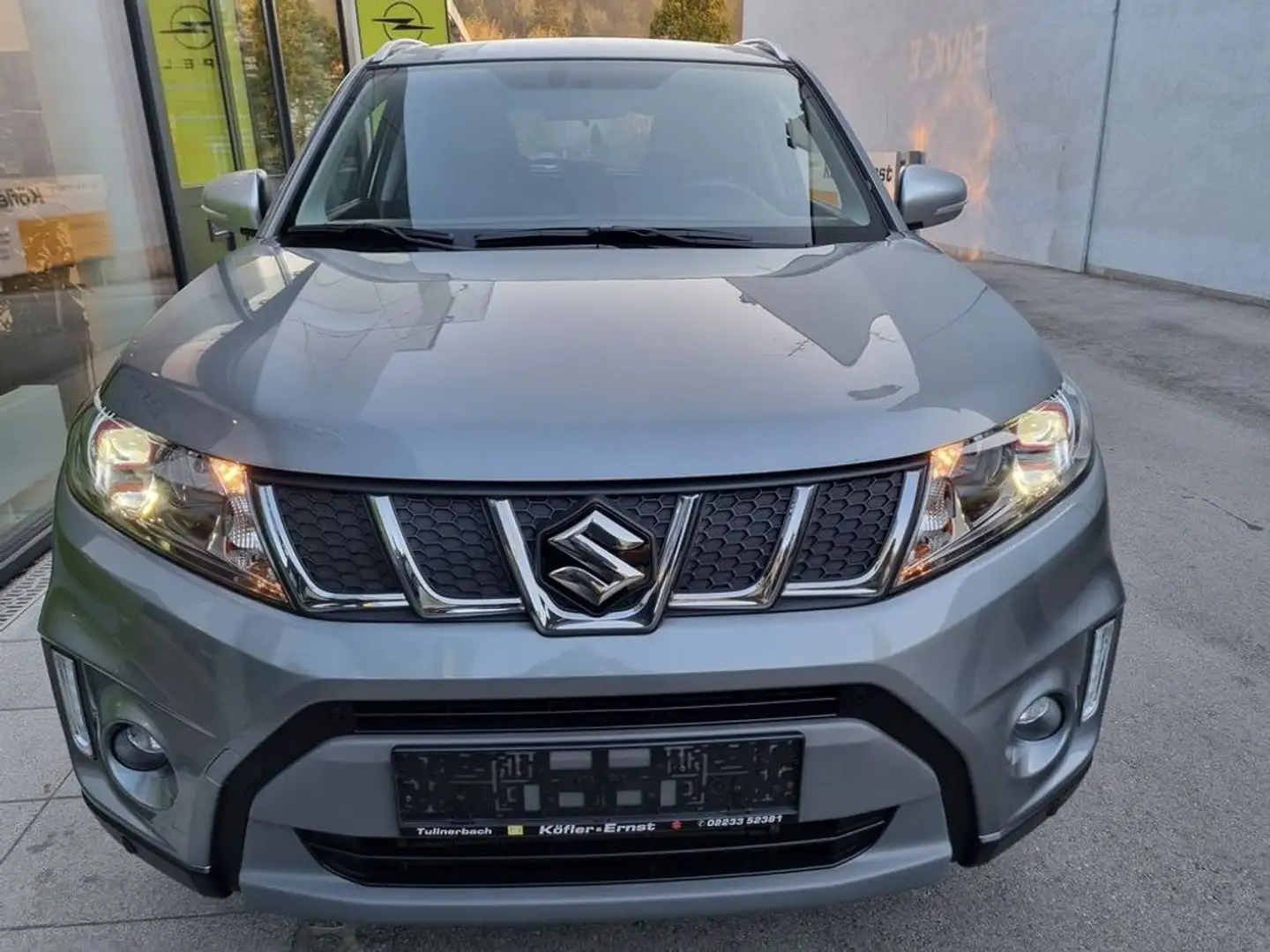 Suzuki Vitara 1,4 S 4WD Aut. Gri - 2